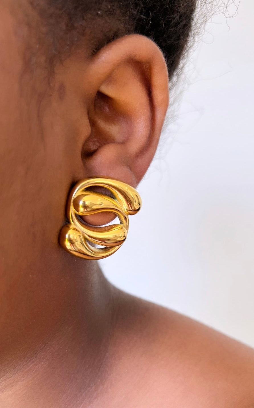 Yetty Bold Wave Earring