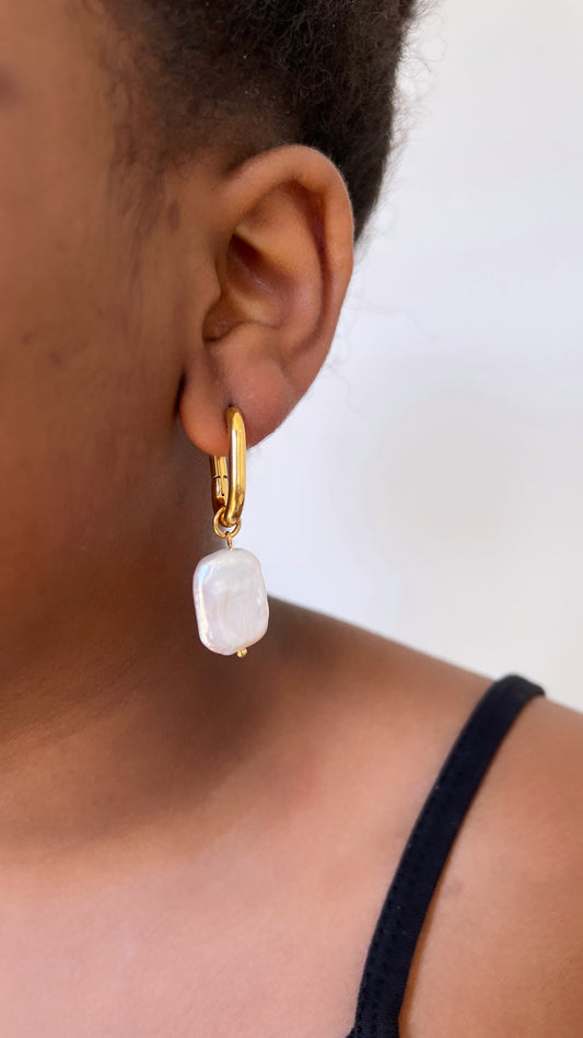 Yetty Pearl Hoop Earrings
