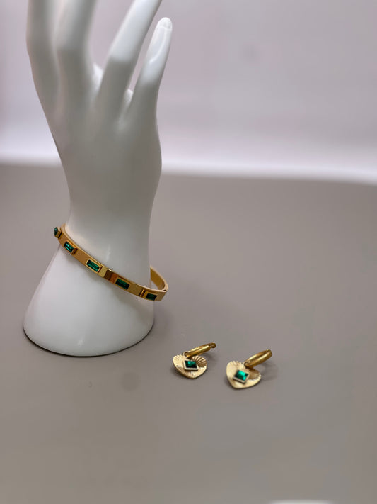 Yetty Emerald Bangle