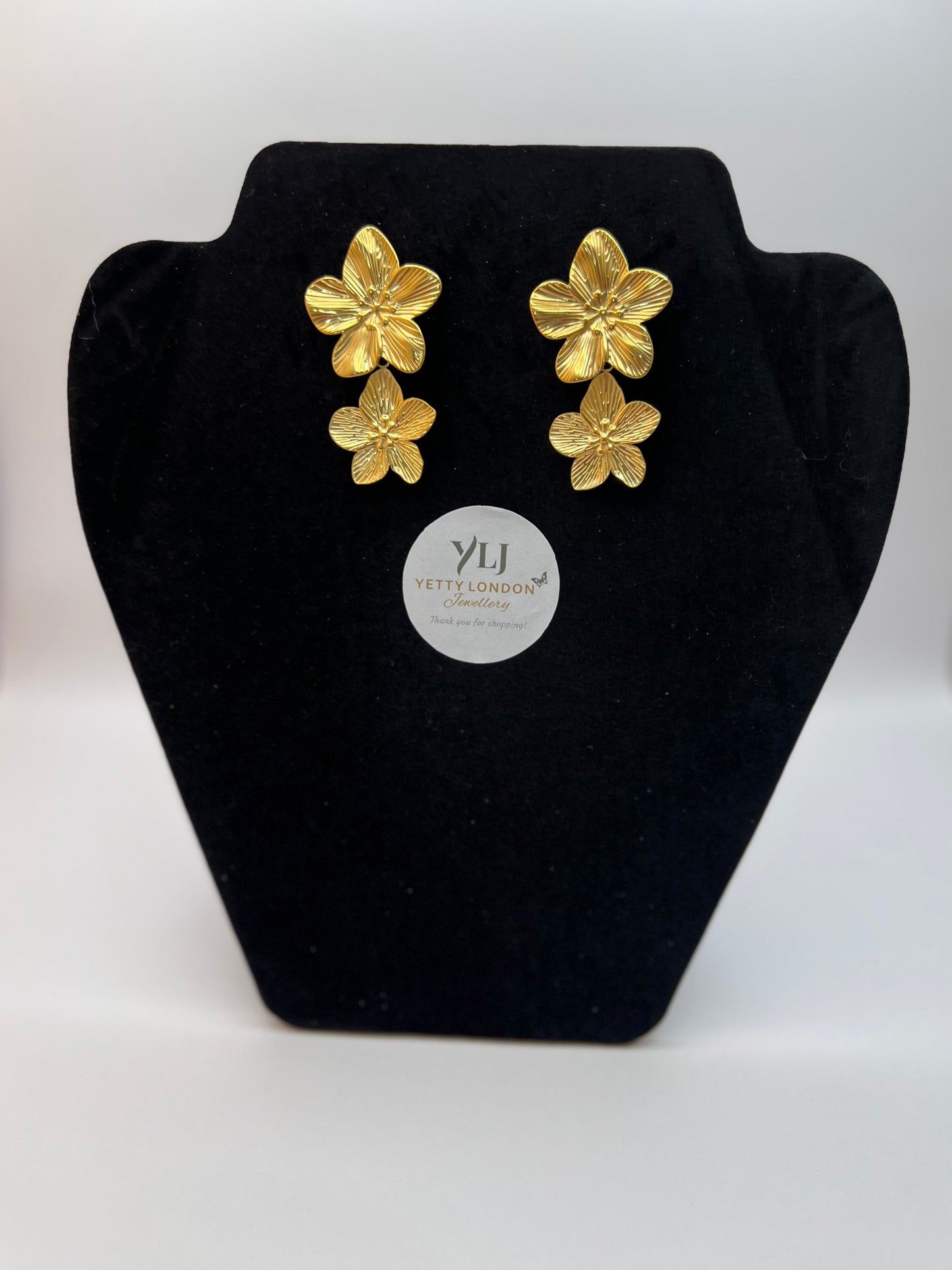 Yetty Petal Drop Earrings
