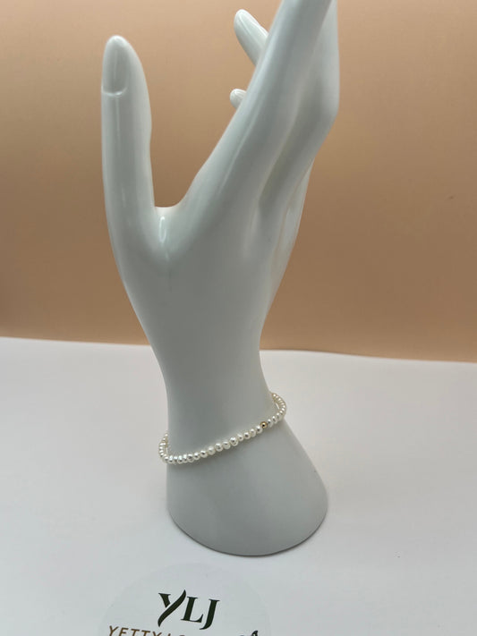 Yetty Fresh Water Beaded Pearl Bracelet