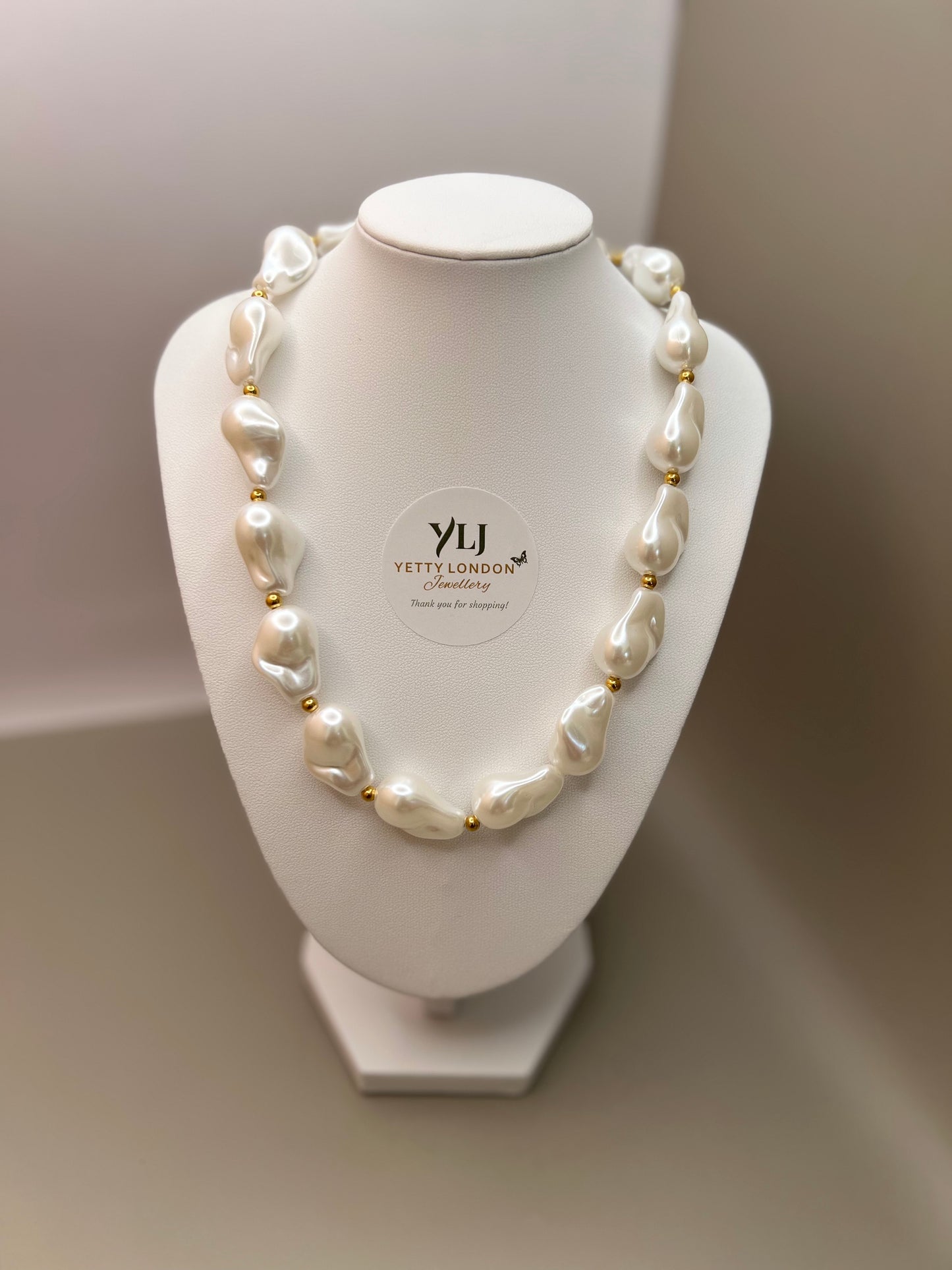 Yetty Fresh Water Pearl Necklace
