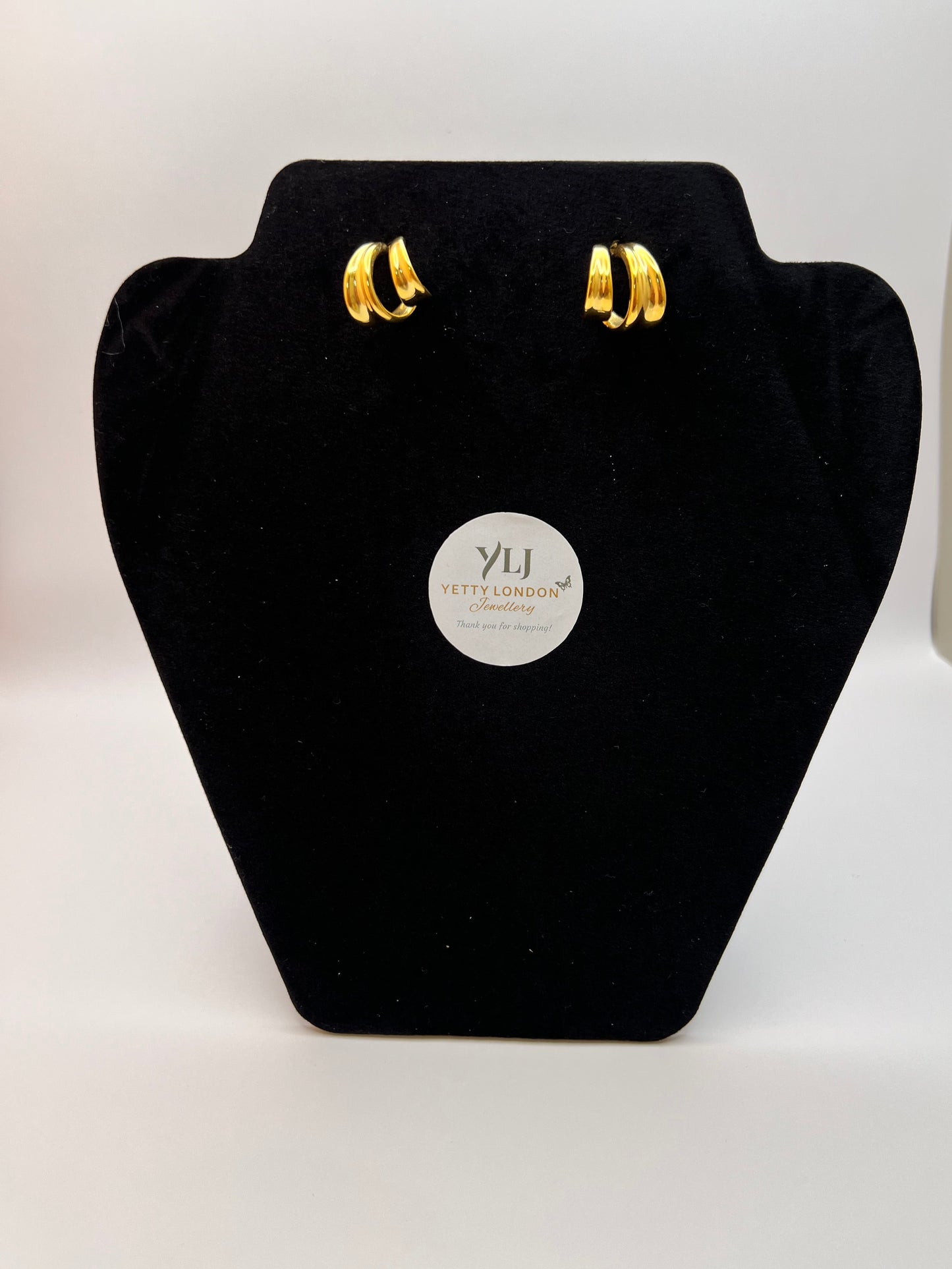 Yetty Triple Wave Hoops