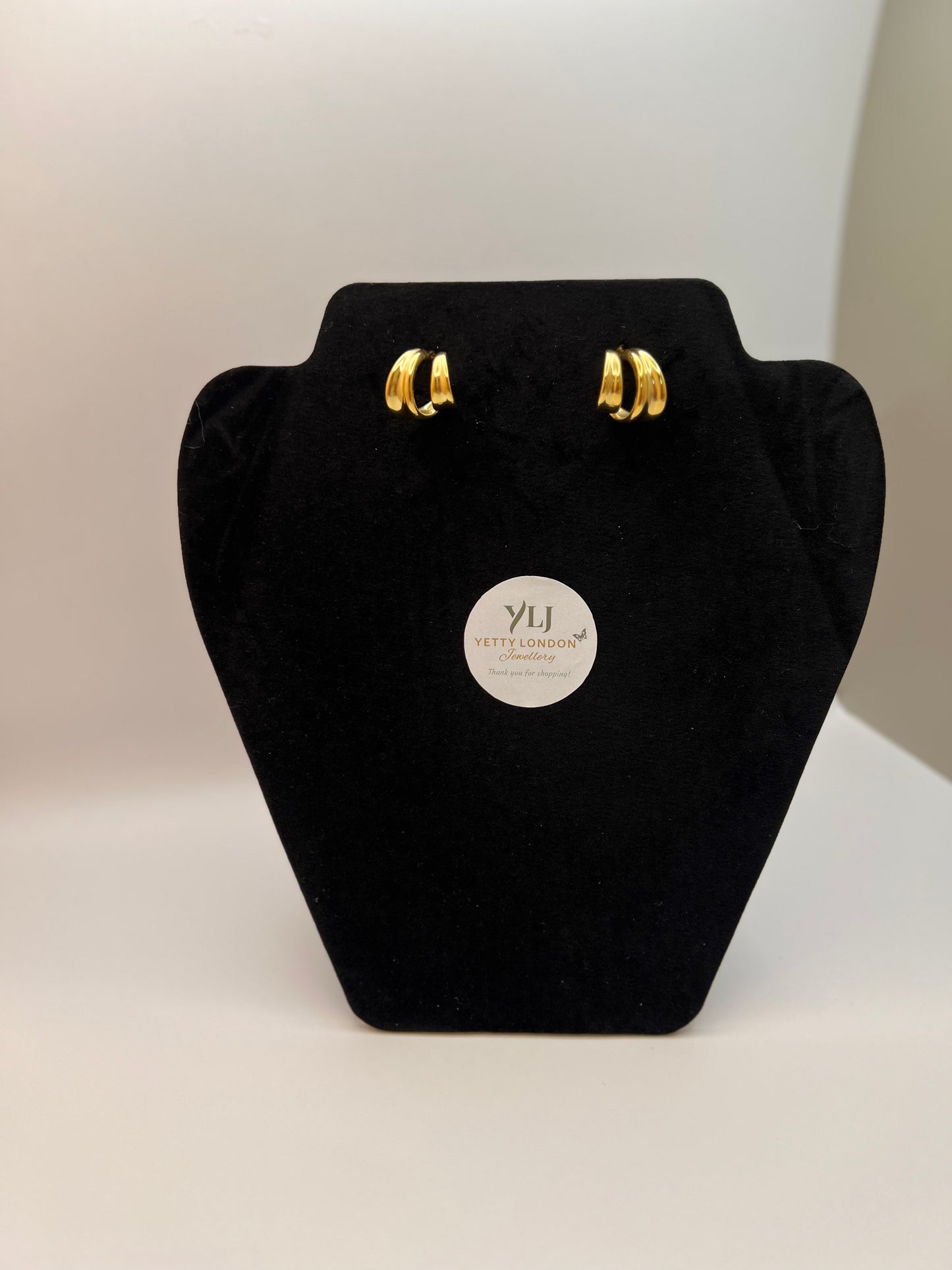 Yetty Triple Wave Hoops