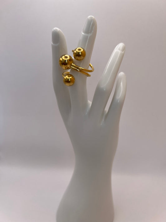 Yetty Ball Ring