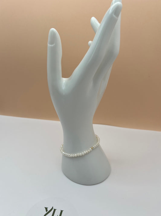 Yetty Fresh Water Beaded Pearl Bracelet