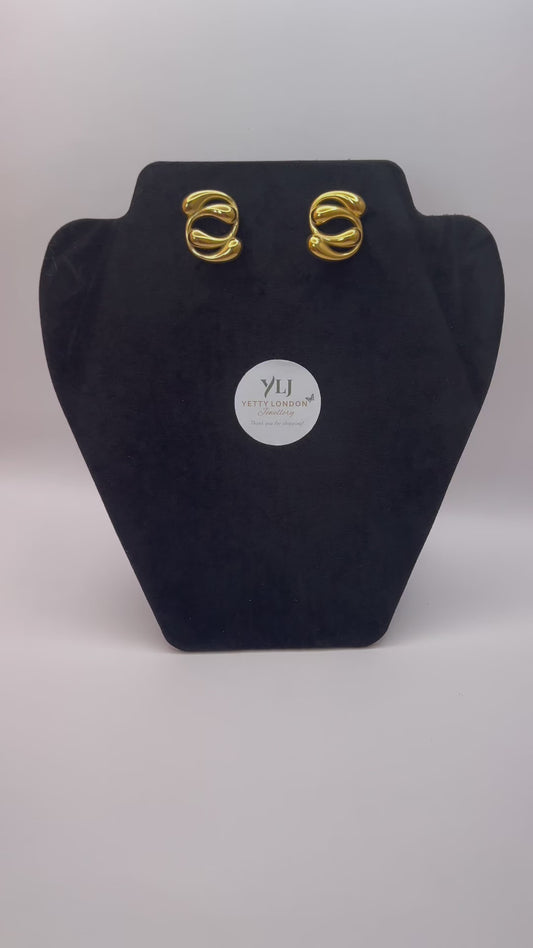 Yetty Bold Wave Earring